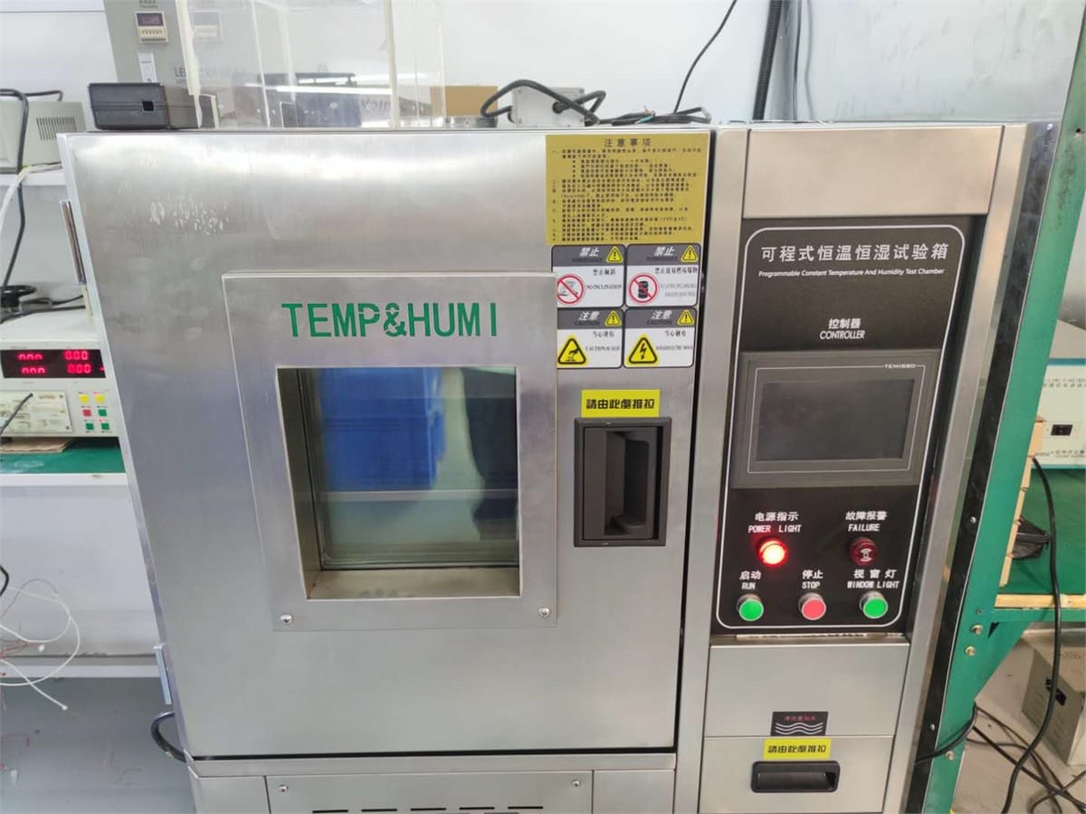 Temperature & Humidity Test Chamber